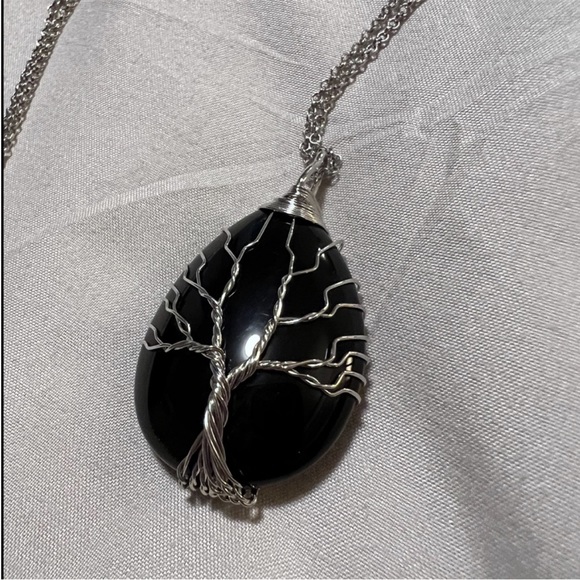 Torrid Wire Wrapped Faux Stone Pendant Necklace - Picture 3 of 7